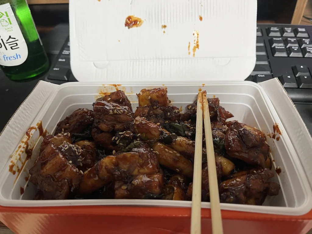 Jicoba Chicken - A 30-Year Busan Franchise That Pairs Perfectly with So-maek