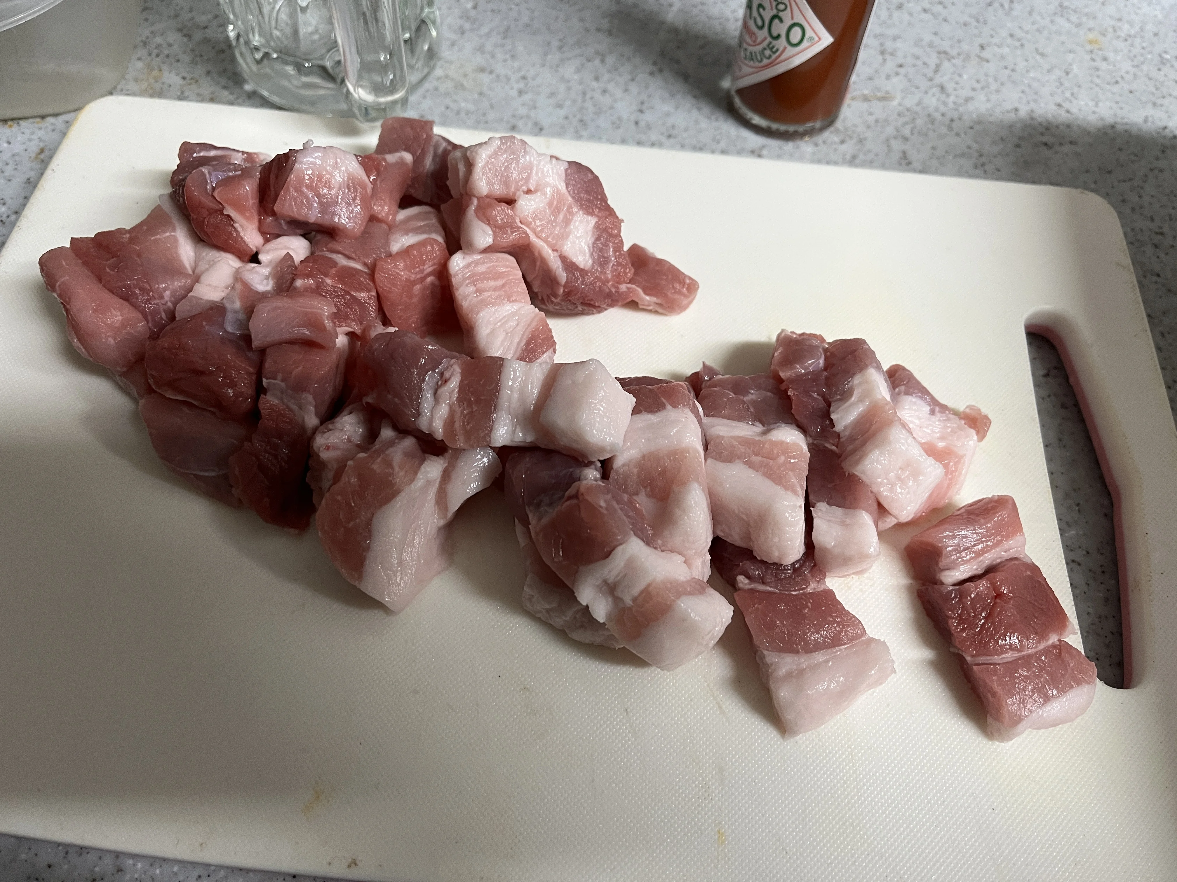 キムチを炒める様子